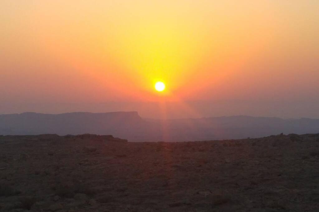 הבית ליד המצוק By The Cliff Mitzpe Ramon Bagian luar foto
