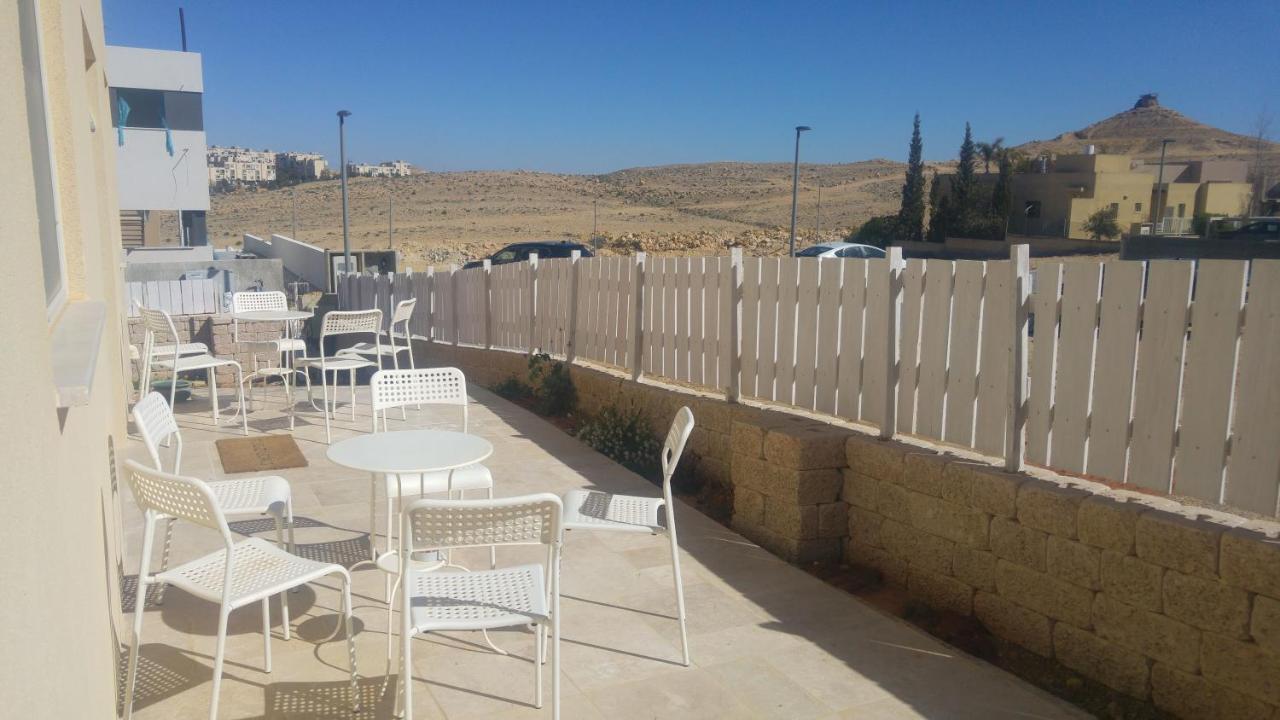 הבית ליד המצוק By The Cliff Mitzpe Ramon Bagian luar foto