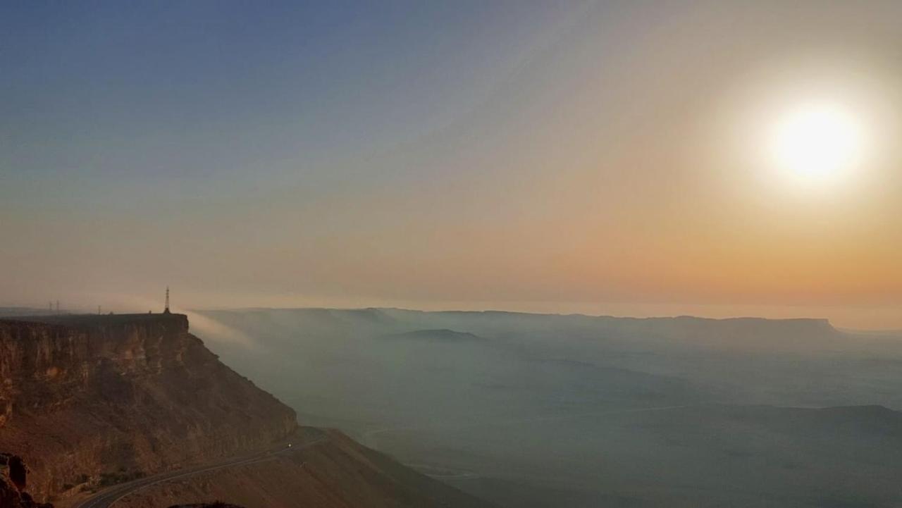 הבית ליד המצוק By The Cliff Mitzpe Ramon Bagian luar foto